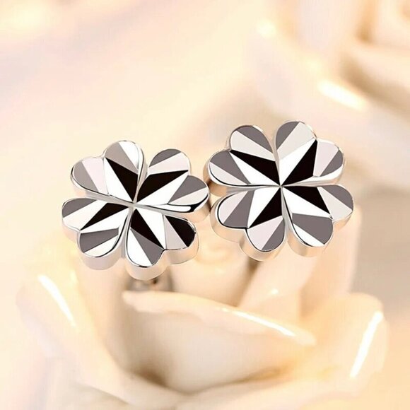 NWT S925 Sterling Silver Stamped Four-Leafed Lucky Clover Stud Earrings - Picture 4 of 7
